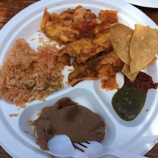 A great company lunch hosted! Thank you Celia!! :)