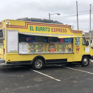 a food truck parked in a parking lot