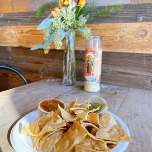 Free chips and salsa