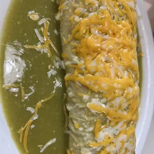 Green chili burrito