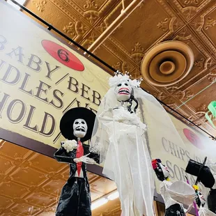 Market imported gifts / home decor