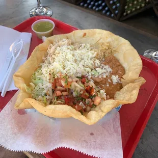 Taco salad with chicken