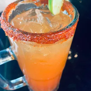 Michelada con corona