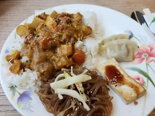 Kim's Grocery & Carryout