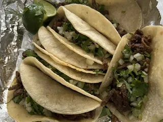 Anna’s Tacos Y Mas!