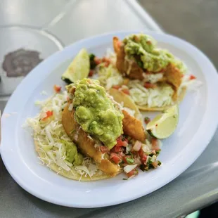 2 Baja Style Fish Tacos