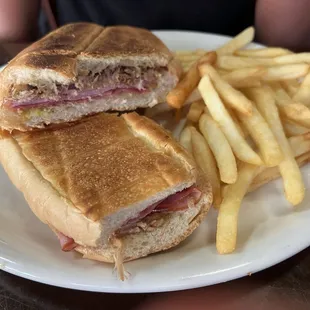 CUBAN SANDWICH