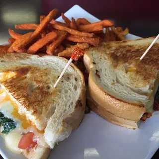 Lunch Bistro Healthy Cheese Melt