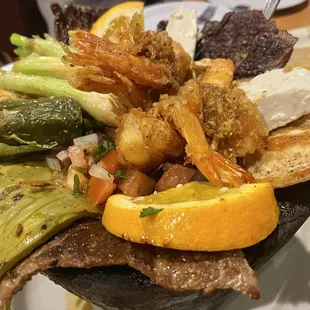 Mixto Molcajete.