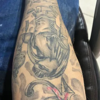 Ramiro E.