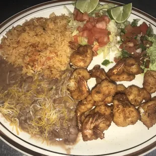 a plate of mexican food
