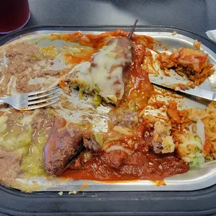 a plate of mexican food