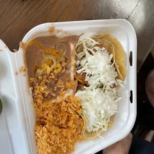 Fish tacos combo plate