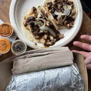 Pollo Mole Tacos