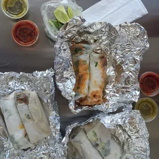 Ordered 2 lengua (tongue), 2 al pastor, 2 carne asada