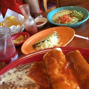a plate of mexican food