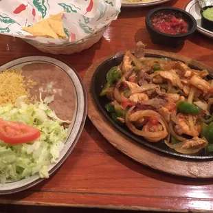 Fajitas!! (Steak, chicken and shrimp)