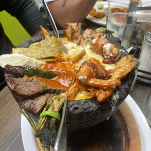 Mixto Molcajete