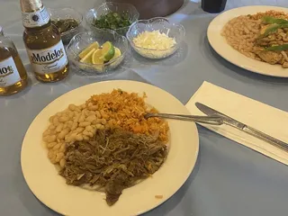 El Tapatio Dos Mexicanos Grill