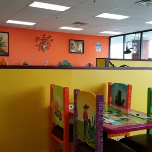 Very nice and clean atmosphere, for a Saturday lunch...