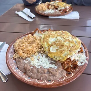 Chilaquiles con Pollo