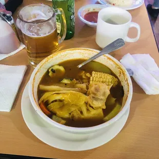 sopa de pata muy rica
