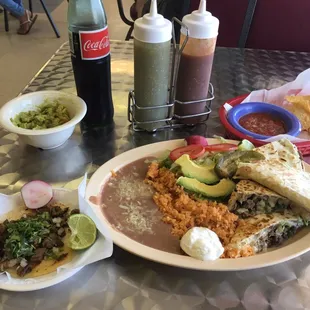 Holy moly. Guacamole is awesome, so are quesadillas. Gotta try it.