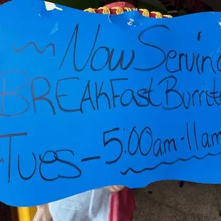 a sign for breakfast