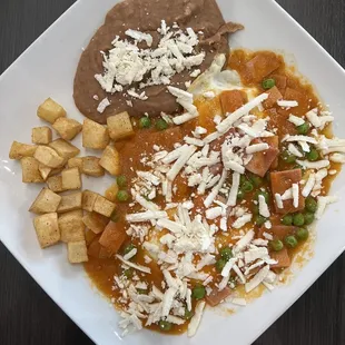 Huevos Motuleños
