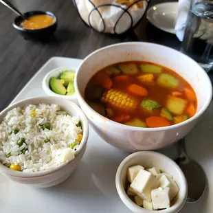 Caldo Tlalpeno