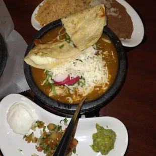 Molcajete with Mariscos, pollo and chorizo