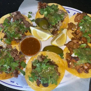 Tacos de asada, pastor, tripa