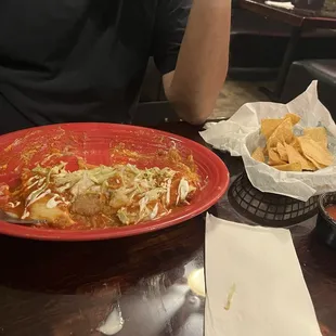 Enchiladas 1/2 Enchilada Supreme Dinner Salsa and chips