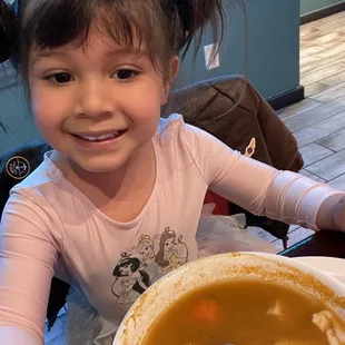 Sopita de camaron y pescado