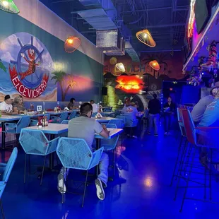 sushi and sashimi, interior