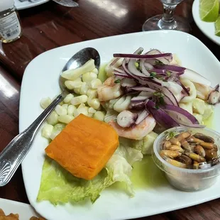 Ceviche mixto