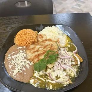 Chilaquiles con pollo