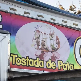 Pig&apos;s feet tostadas