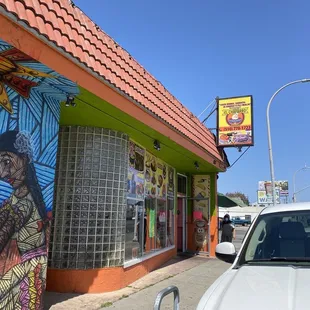 Exterior of El Chaparro