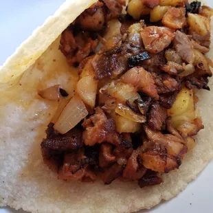 Taco al pastor, tasty.