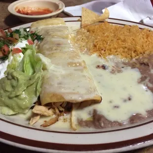 a plate of mexican food