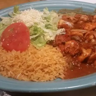 a plate of mexican food