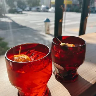 Atxa Blanco and Rojo