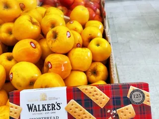 7th and Clement Market