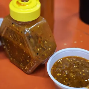 Awkward bottle of salsa that squirts all over you.