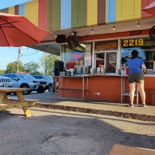 Pick up window