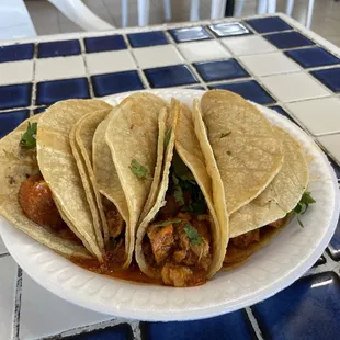 Tacos de Chicharon en salsa roja.  Happy, Happy, Joy, Joy!
