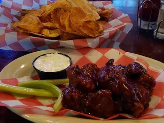 Wild Pitch Sports Bar & Grill