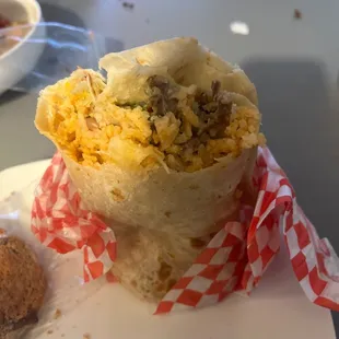 Carnitas burrito