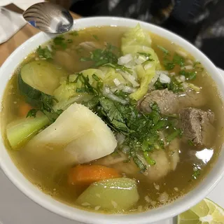Caldo de Res